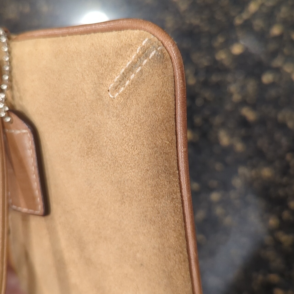 Y2K Coach Suede Leather Wristlet - Picture 9 of 11
